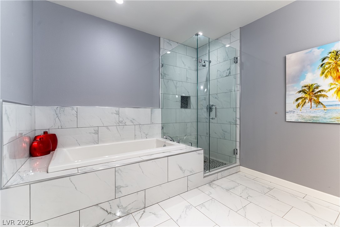 Photo 13 of 22, 4471 Dean Martin Drive #3002