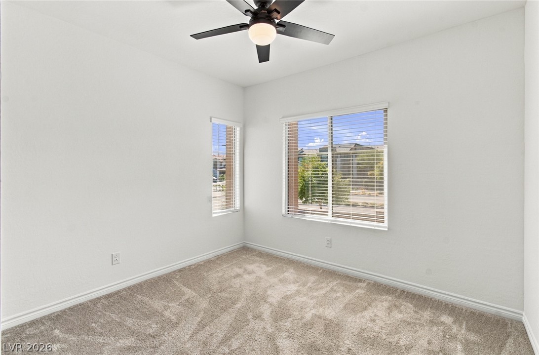 Photo 16 of 27, 600 N Carriage Hill Drive #1021