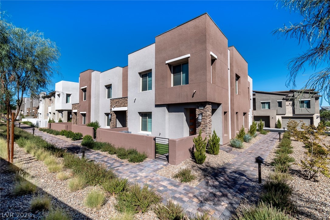 600 N Carriage Hill Drive #1021, Las Vegas 89138