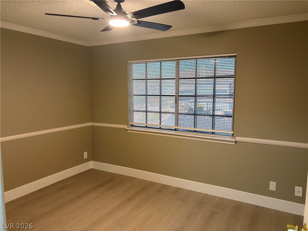 Photo 6 of 15, 5430 Centurion Court #203