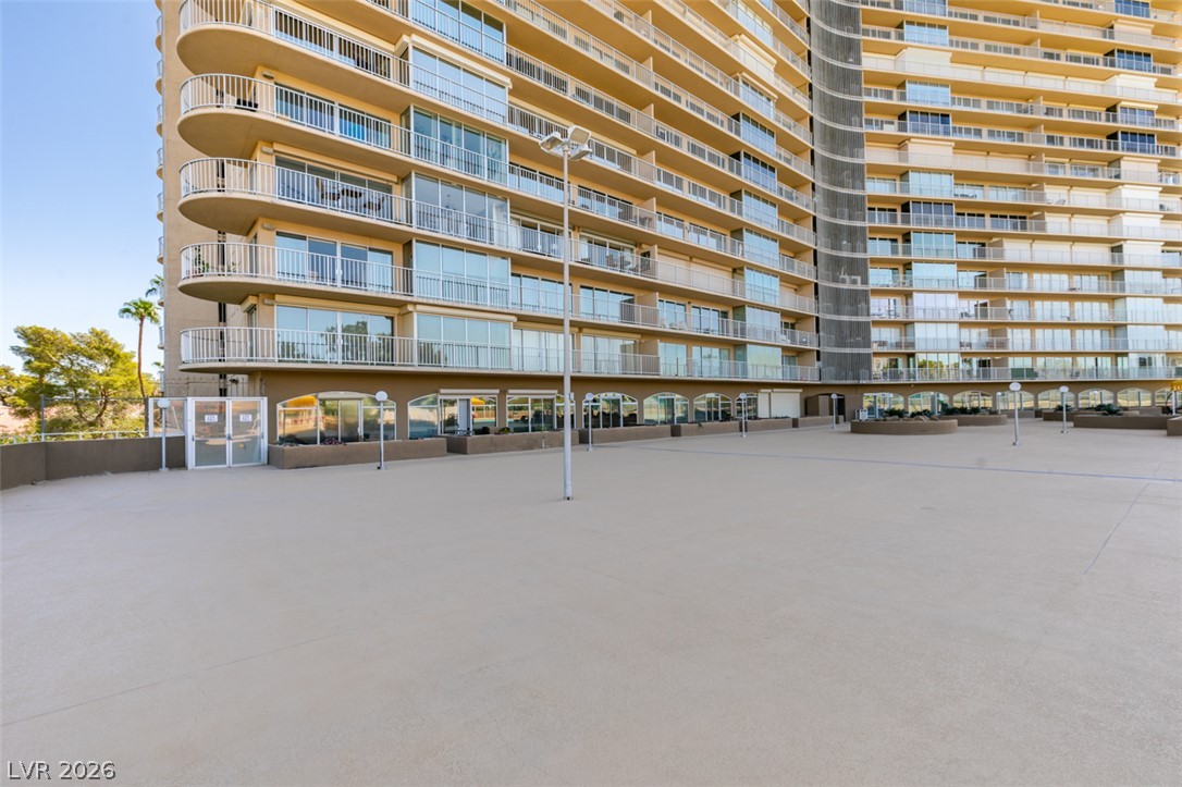 3111 Bel Air Drive #206, Las Vegas 89109