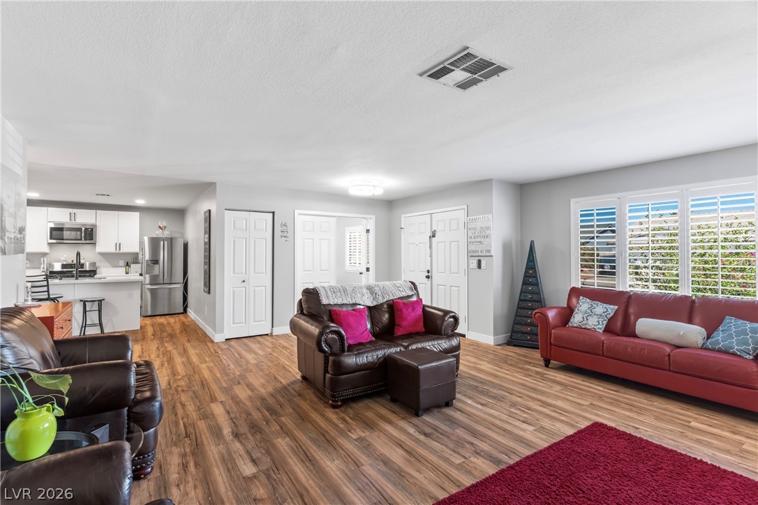 Photo 5 of 3047 Downing Place