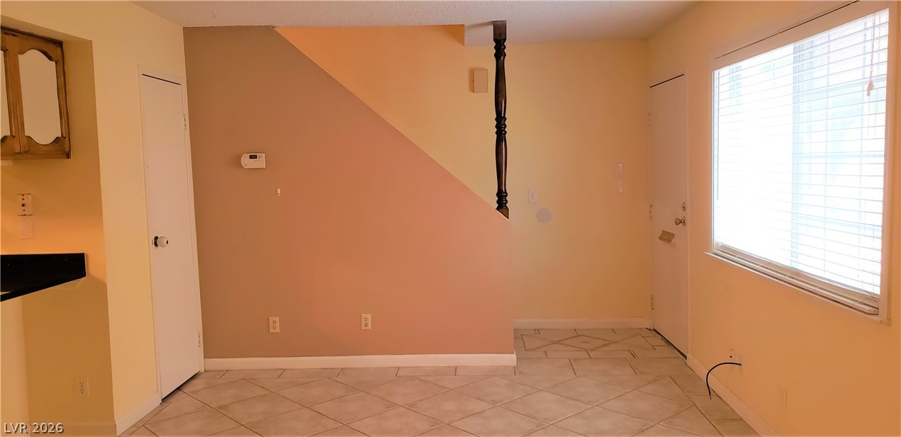 Photo 8 of 32, 5156 Gray Lane #A