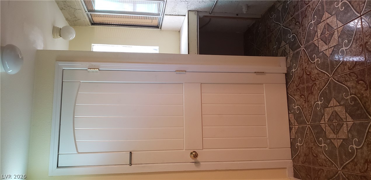 Photo 29 of 32, 5156 Gray Lane #A
