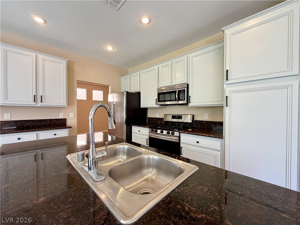 Photo 20 of 41, 1313 Cadence Street