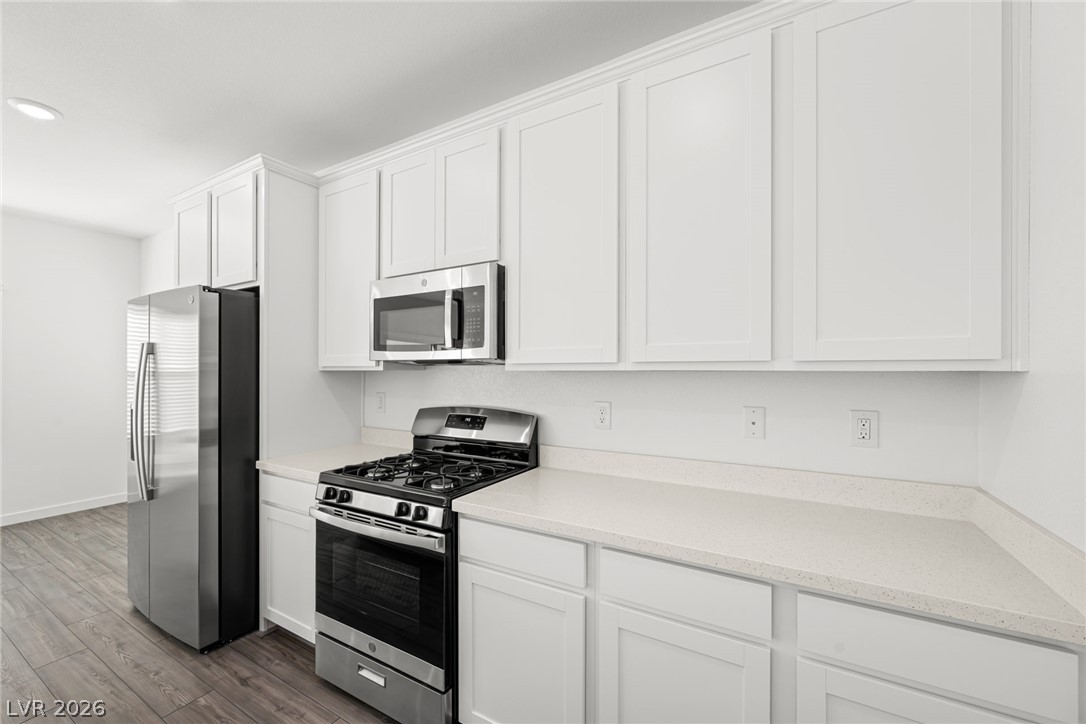 Photo 8 of 28, 9933 Kimura Hills Avenue