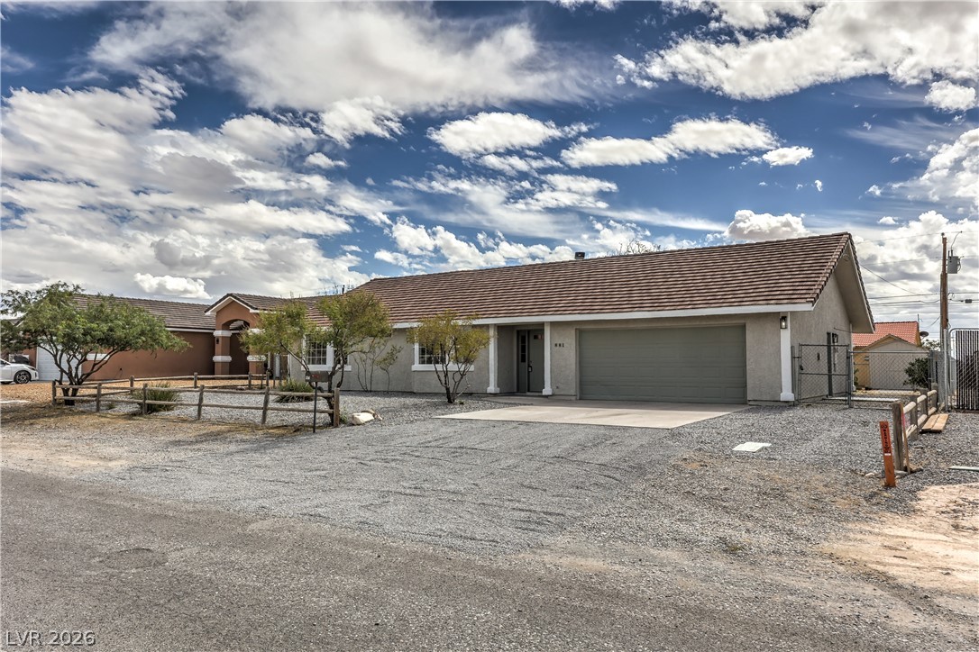 881 Lone Pine Road, Pahrump 89048