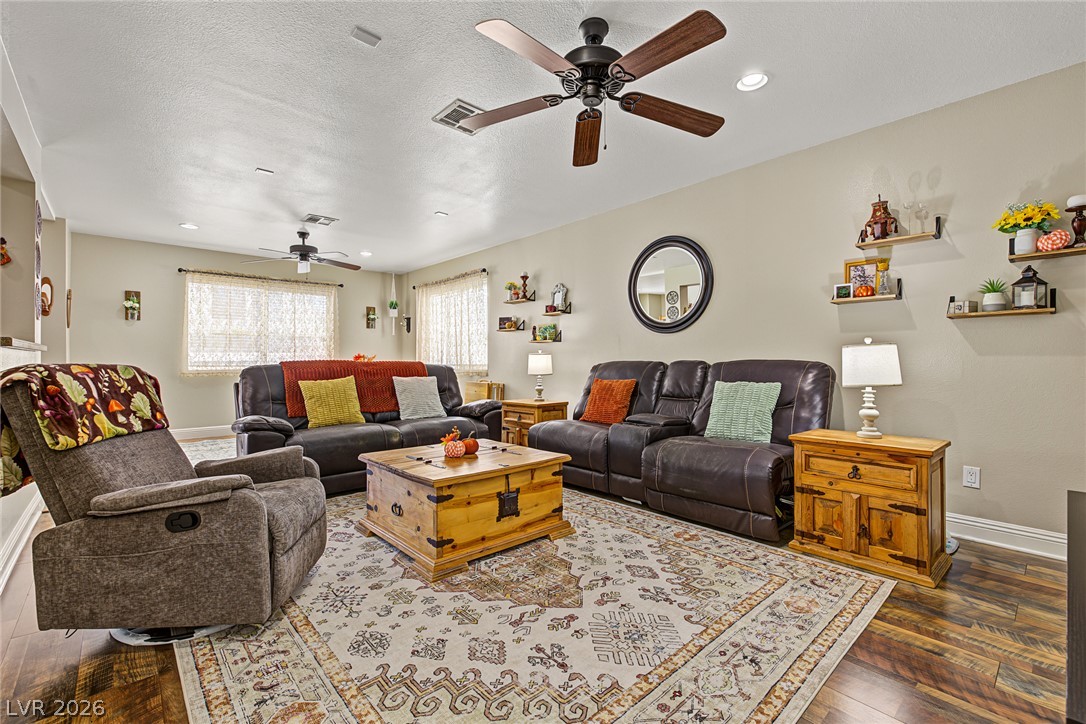 Photo 11 of 43, 3760 Calumet Farm Circle