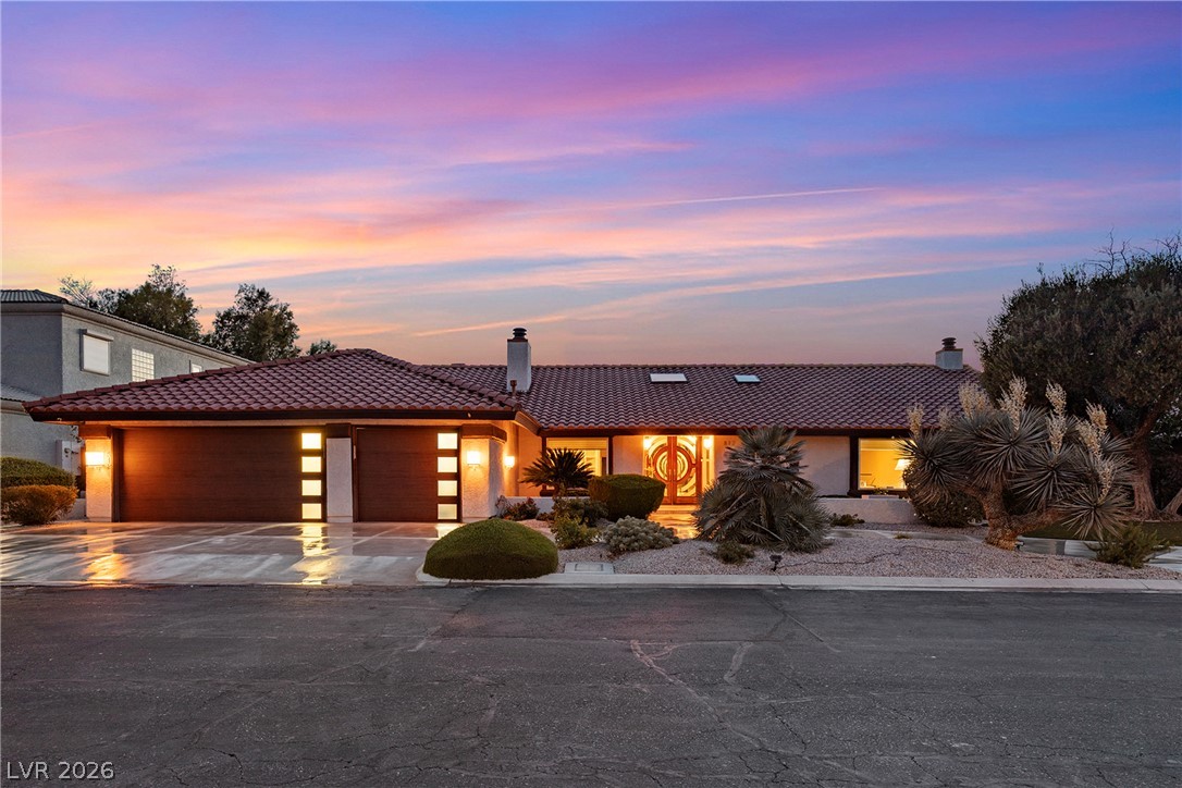 812 Trotter Circle, Las Vegas 89107