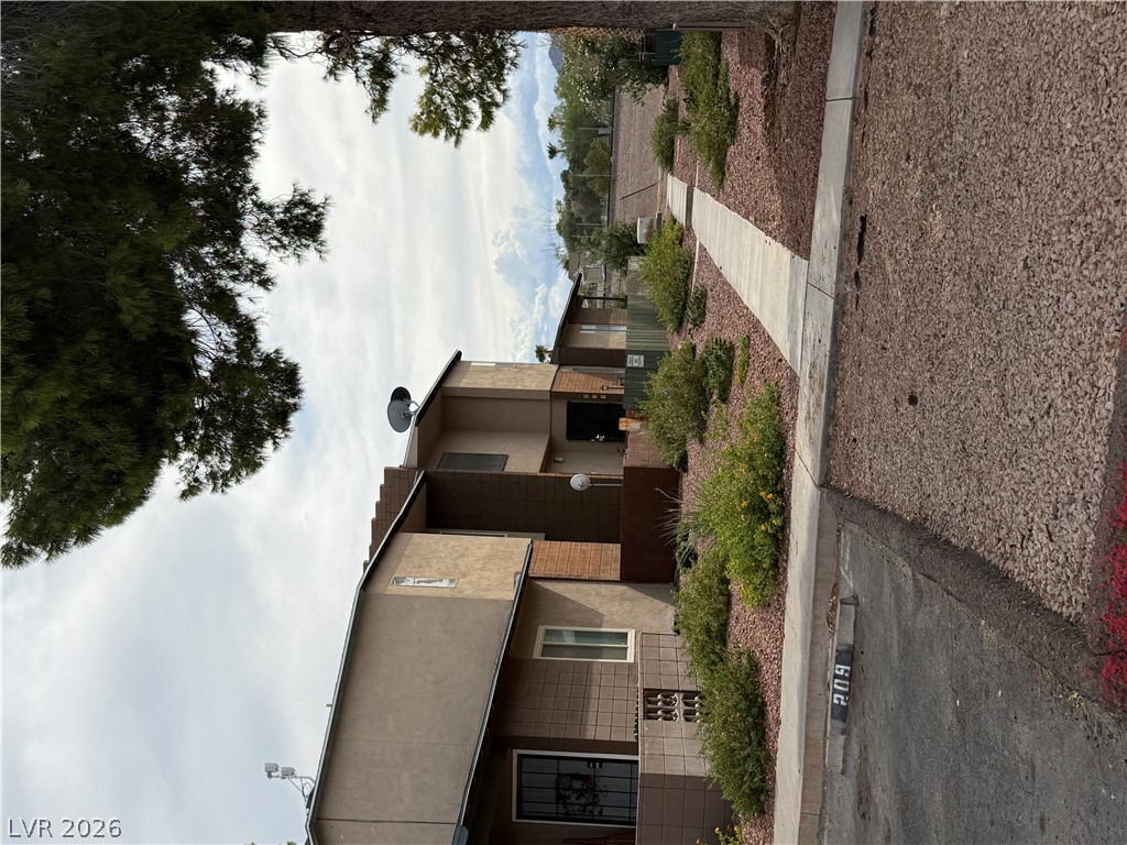 209 E Van Wagenen Street, Henderson 89015