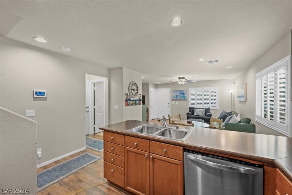 Photo 19 of 43, 9132 Alluring Avenue
