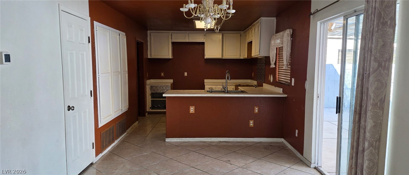 Photo 4 of 776 Solstice Avenue