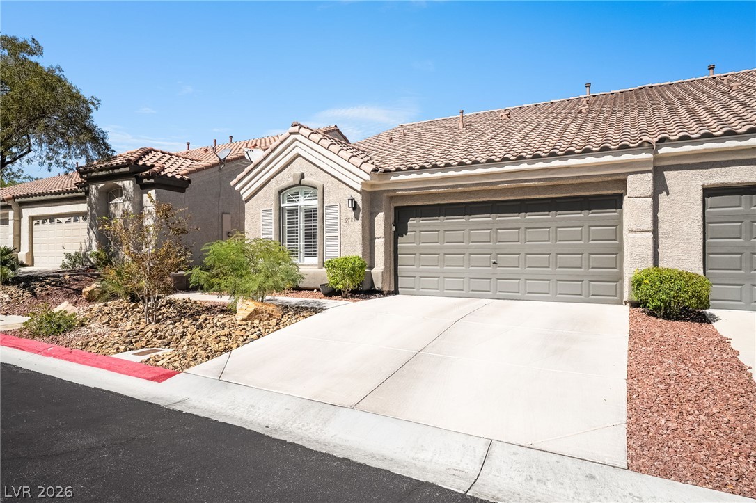 9784 Hickory Ridge Court, Las Vegas 89147