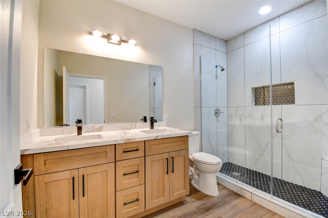 Photo 7 of 11, 3623 Mooncrest Circle