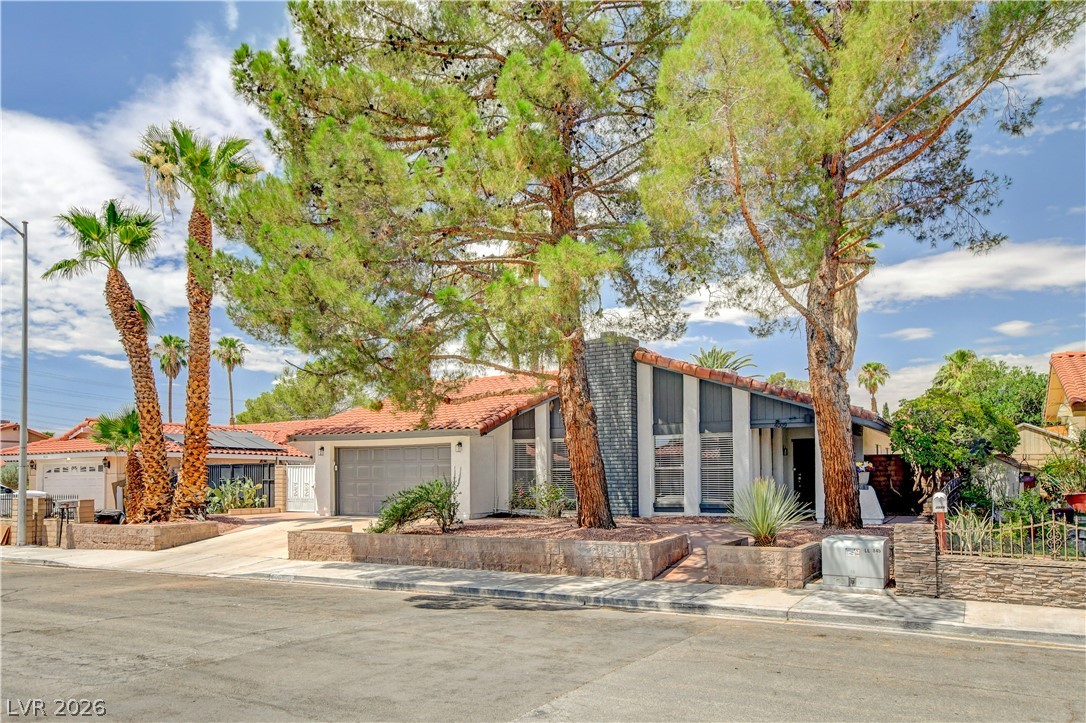 4009 Camas Court, Las Vegas 89103