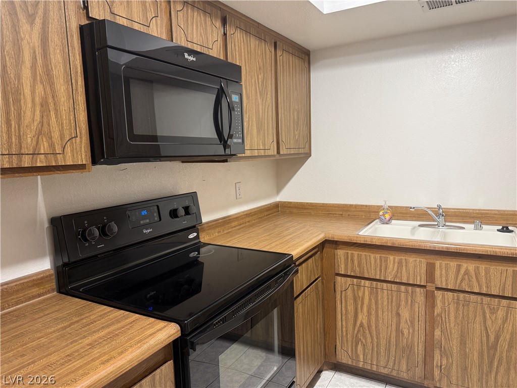 Photo 4 of 1036 Willow Tree Drive #A