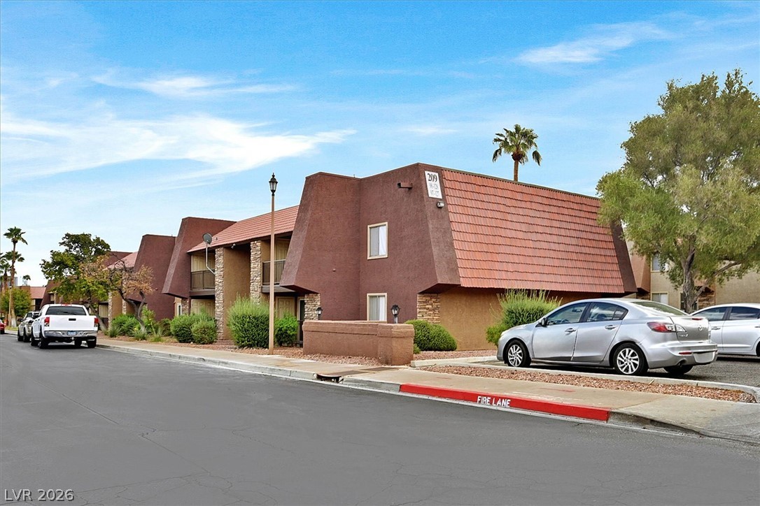 5081 River Glen Drive #97, Las Vegas