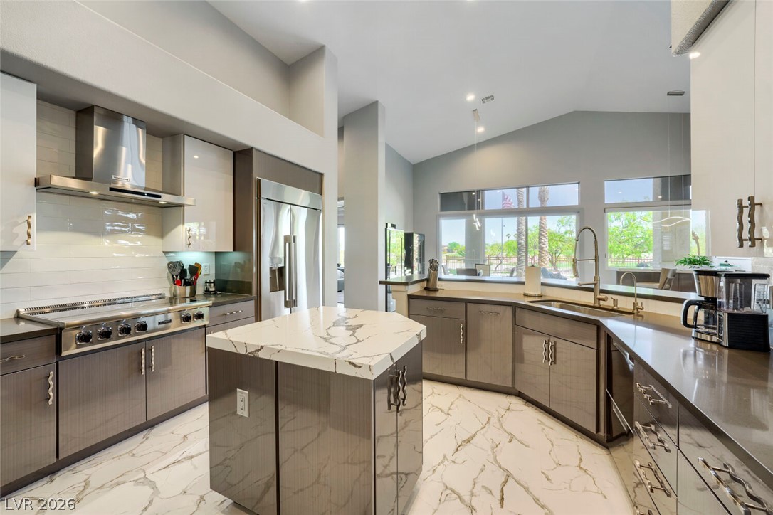 Photo 12 of 35, 512 Pima Canyon Court