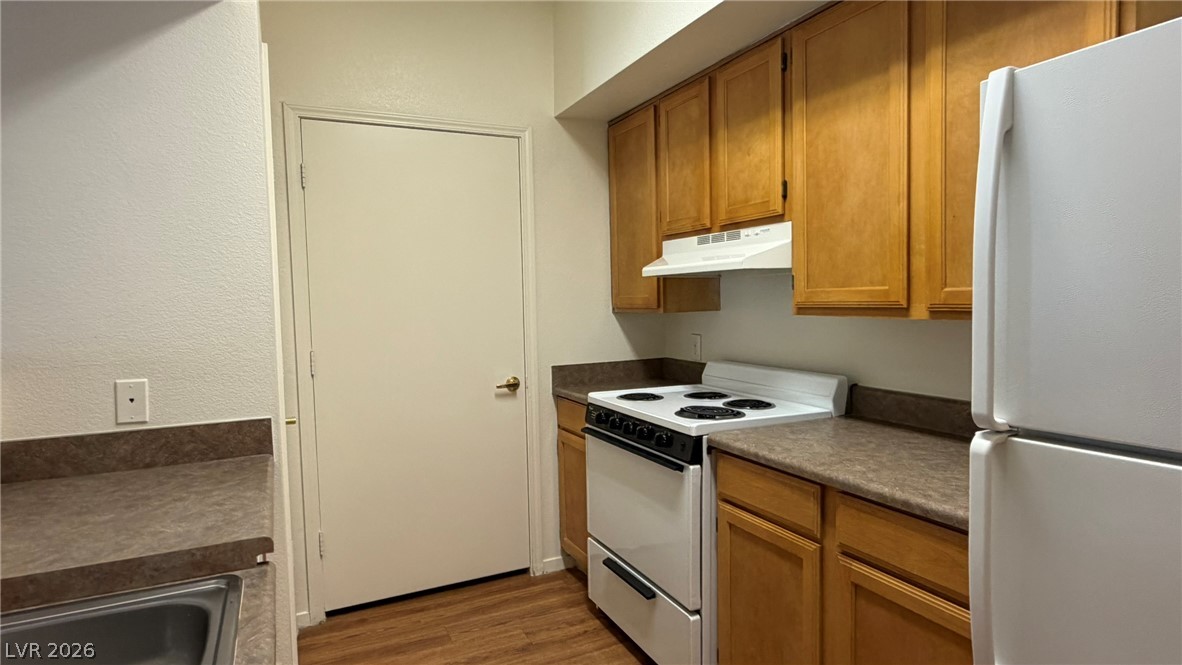Photo 9 of 29, 45 Maleena Mesa Street #1912