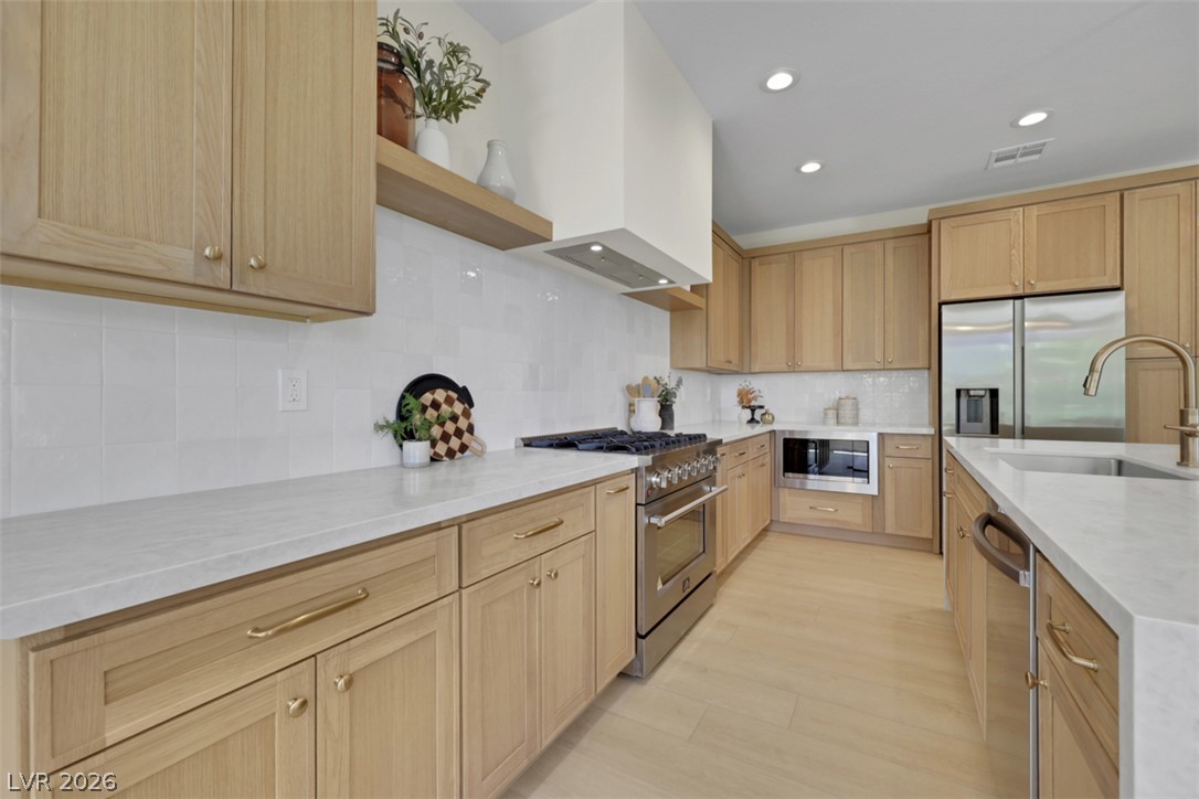 Photo 3 of 10551 Mandarino Avenue