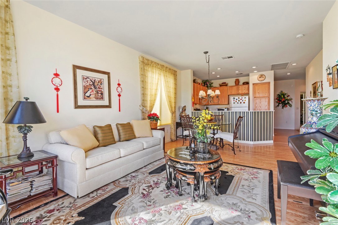 Photo 9 of 24, 4602 Regalo Bello Street #4110