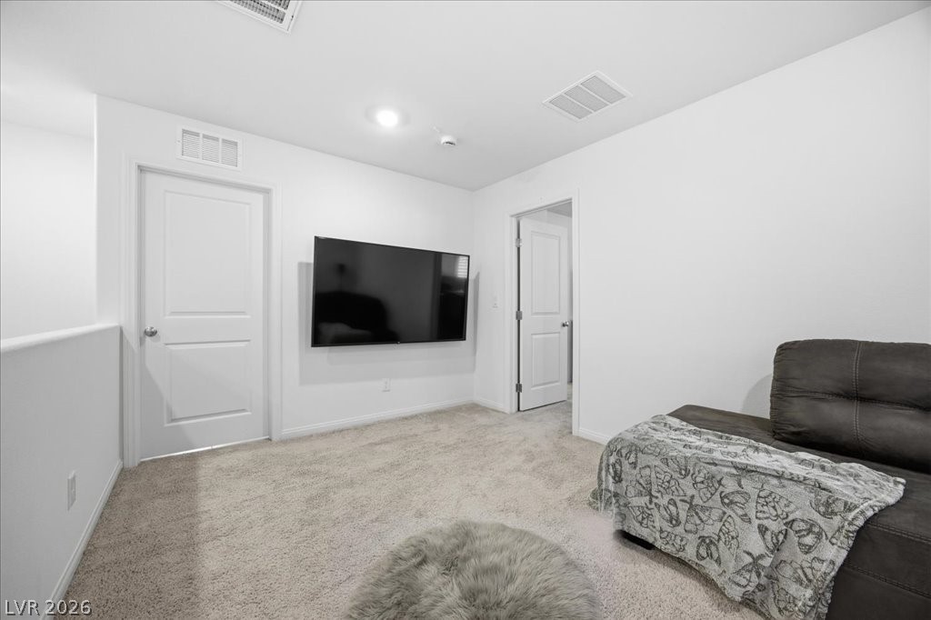 Photo 13 of 22, 8724 Crestwood Hills Street