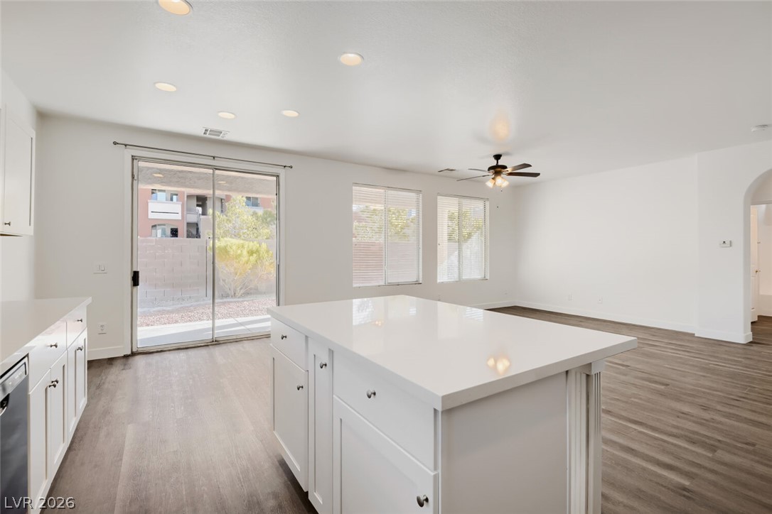 Photo 10 of 29, 520 Moses Lake Court