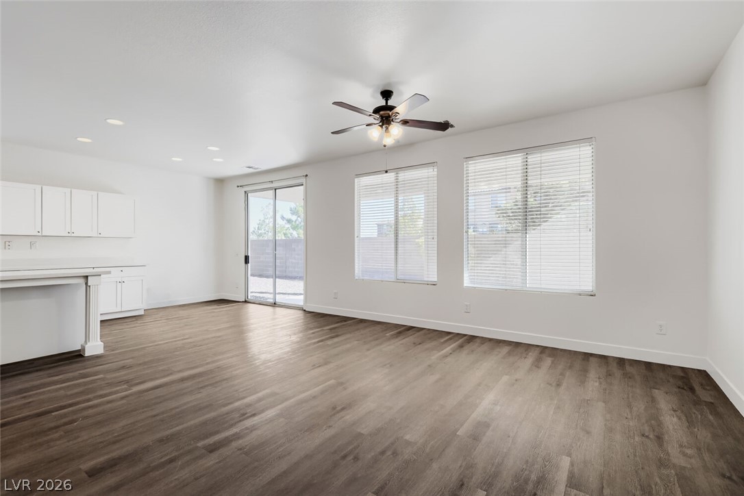 Photo 15 of 29, 520 Moses Lake Court