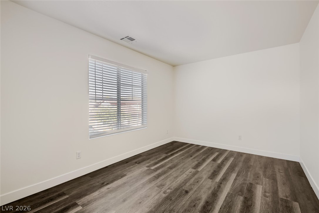 Photo 16 of 29, 520 Moses Lake Court