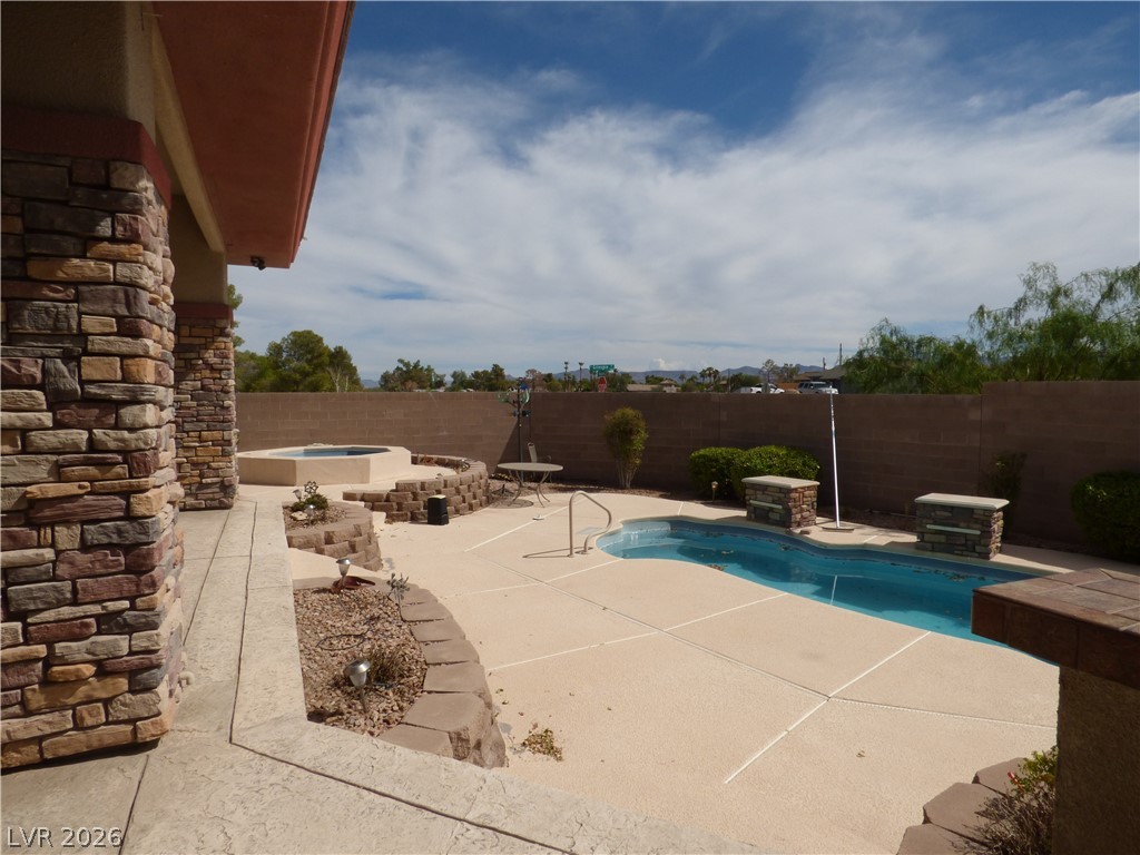 Photo 27 of 33, 7695 Gilespie Street