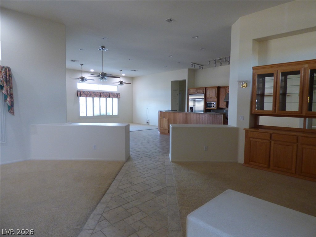 Photo 5 of 7695 Gilespie Street