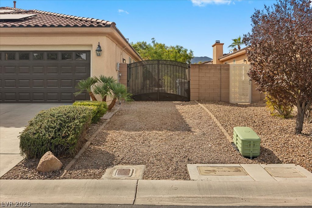 Photo 5 of 4657 Jadewood Street