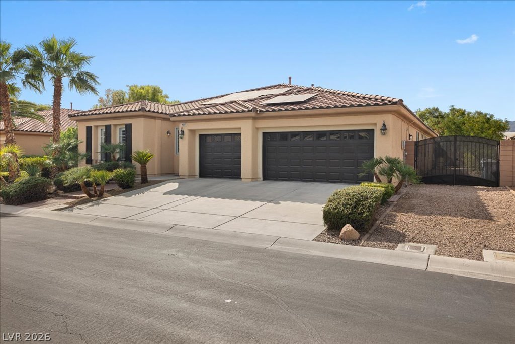 Photo 4 of 4657 Jadewood Street