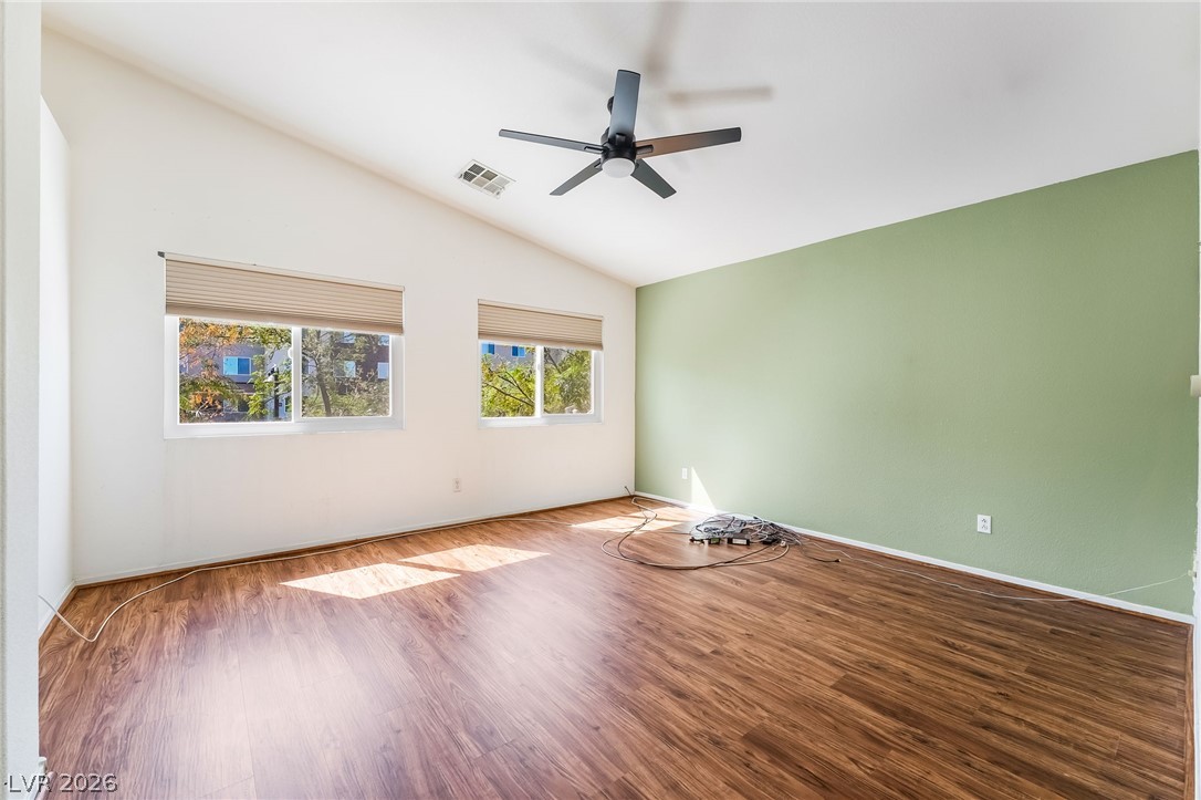 Photo 19 of 29, 6245 Dan Blocker Avenue #102