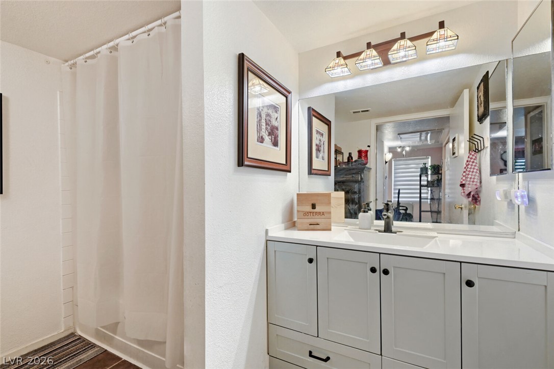 Photo 15 of 29, 8101 W Flamingo Road #1074