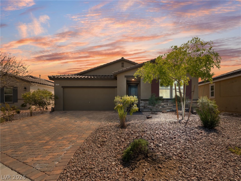 Photo 39 of 42, 975 Twilight Glow Court