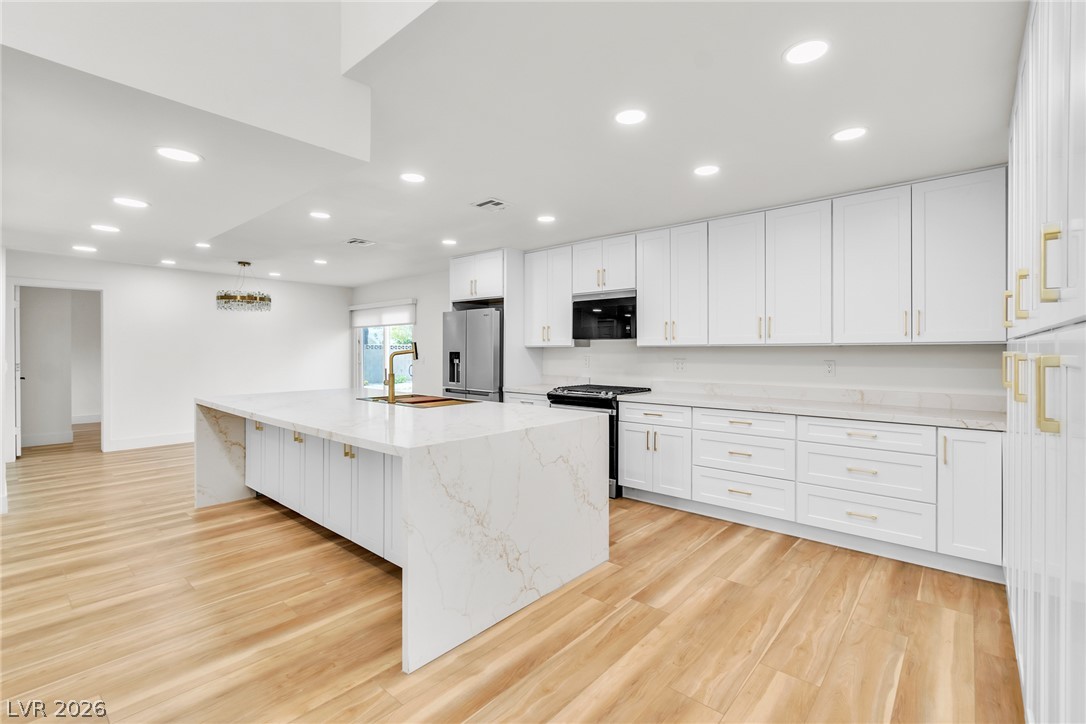 4132 Butterfield Way, Las Vegas 89103