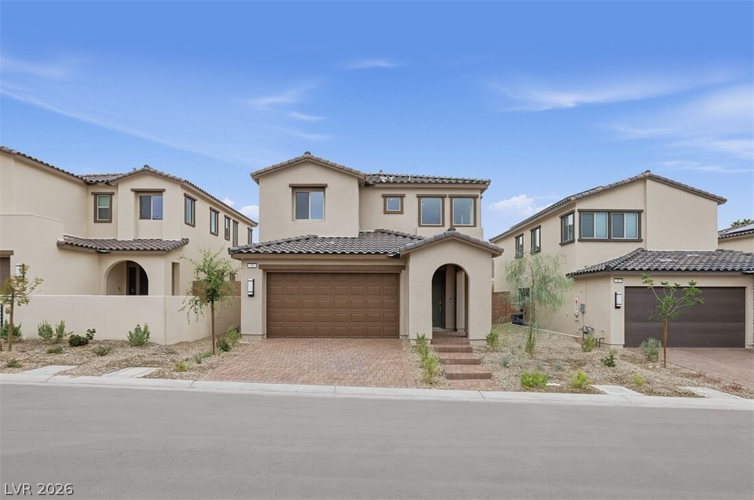 19 Via Montoro, Henderson 89011