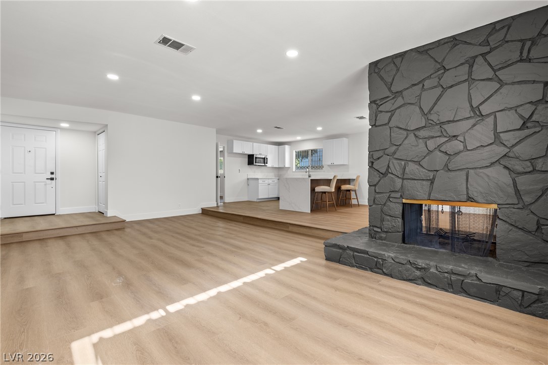Photo 4 of 4681 Lancer Way