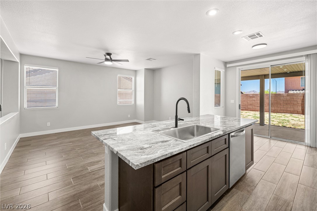 Photo 5 of 1078 Silver Star Street