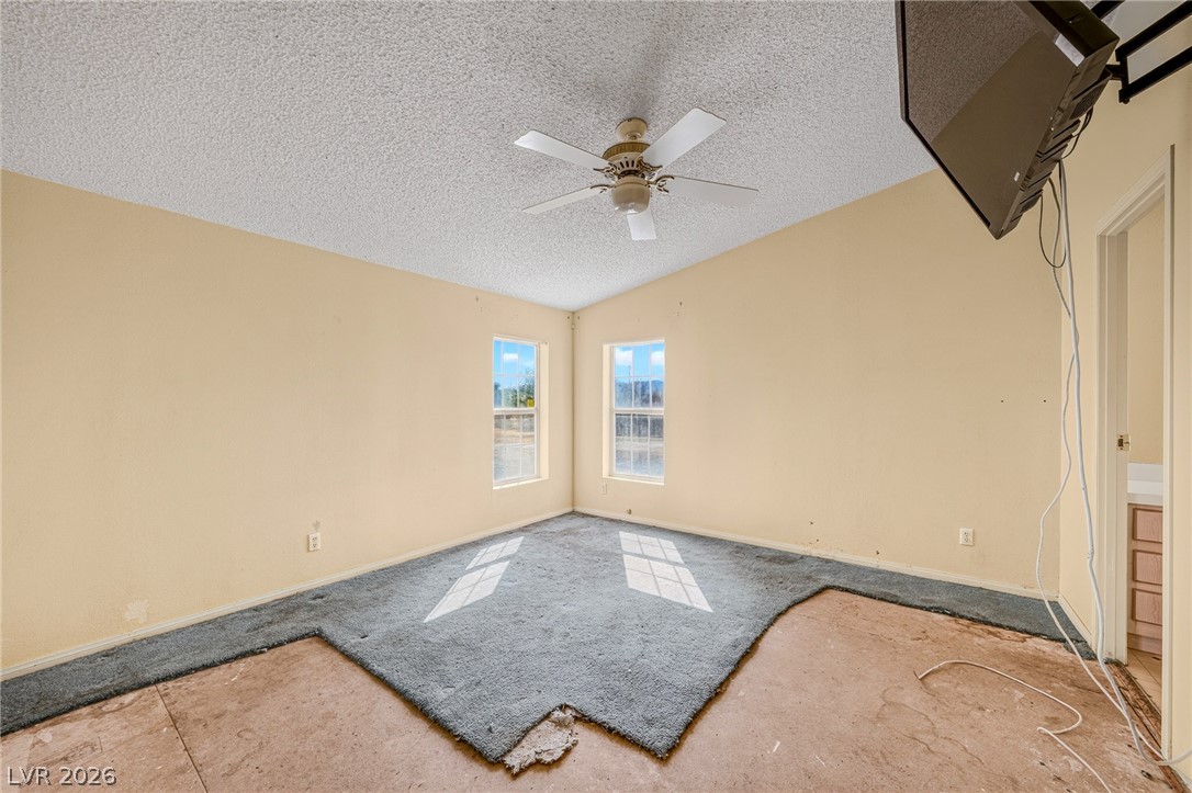 Photo 12 of 39, 2520 W Simkins Road