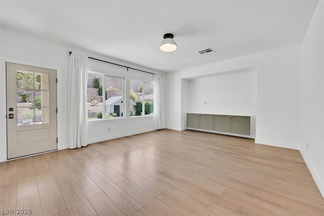 Photo 14 of 59, 2524 Flodden Street