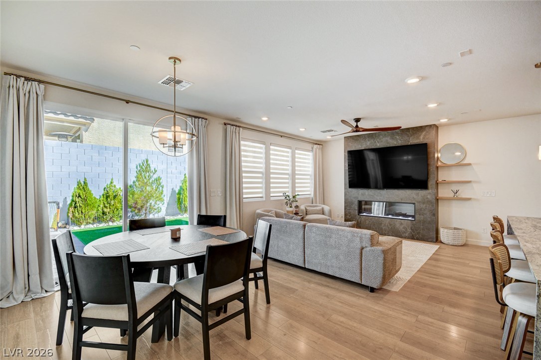 Photo 6 of 34, 3200 Segesta Avenue