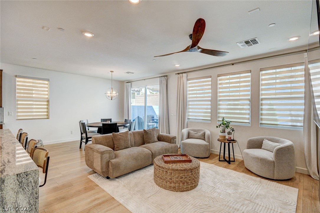 Photo 5 of 3200 Segesta Avenue