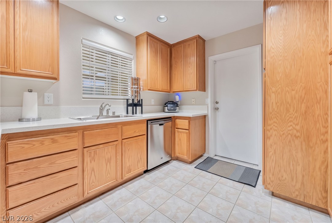 Photo 12 of 36, 5424 Comchec Way #105