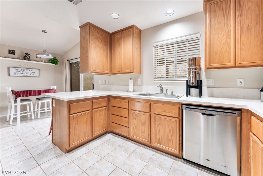 Photo 14 of 36, 5424 Comchec Way #105