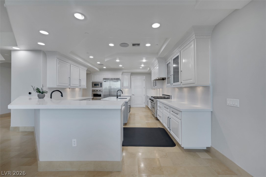 Photo 18 of 55, 9103 Alta Drive #404