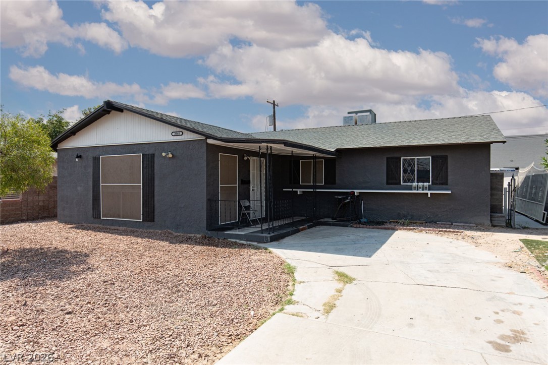 3040 Holly Hill Avenue, Las Vegas 89104
