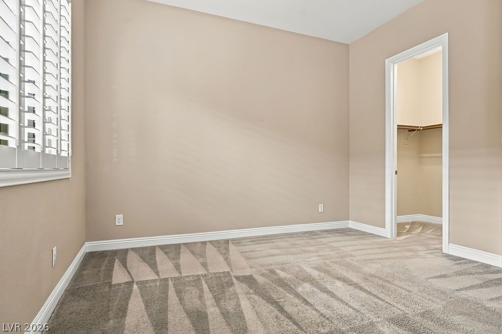 Photo 32 of 48, 286 Lindura Court