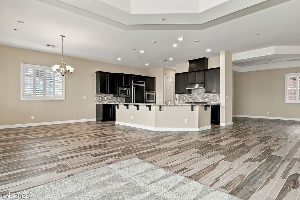 Photo 17 of 48, 286 Lindura Court